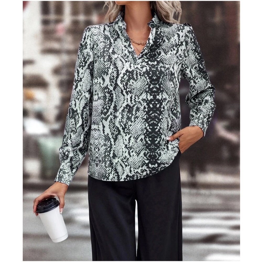 Luxe Snakeskin Print Work Office Blouse - Picture 5 of 5